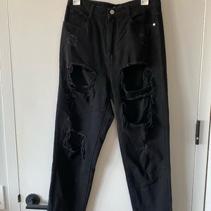 Black high rise distressed jeans sz6